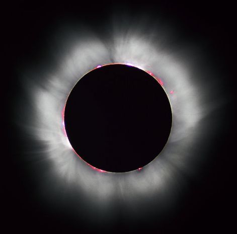 609px-solar_eclips_1999_4.jpg
